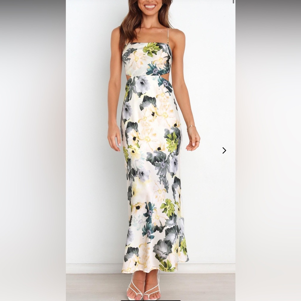 12th Tribe Satin Floral Midi/Maxi dress Medium brand new